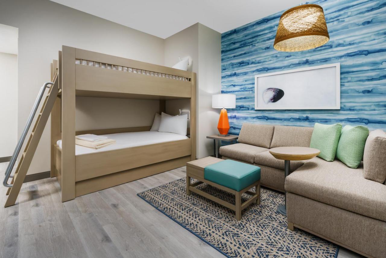 Hyatt Place Panama City Beach - Beachfront Exterior photo