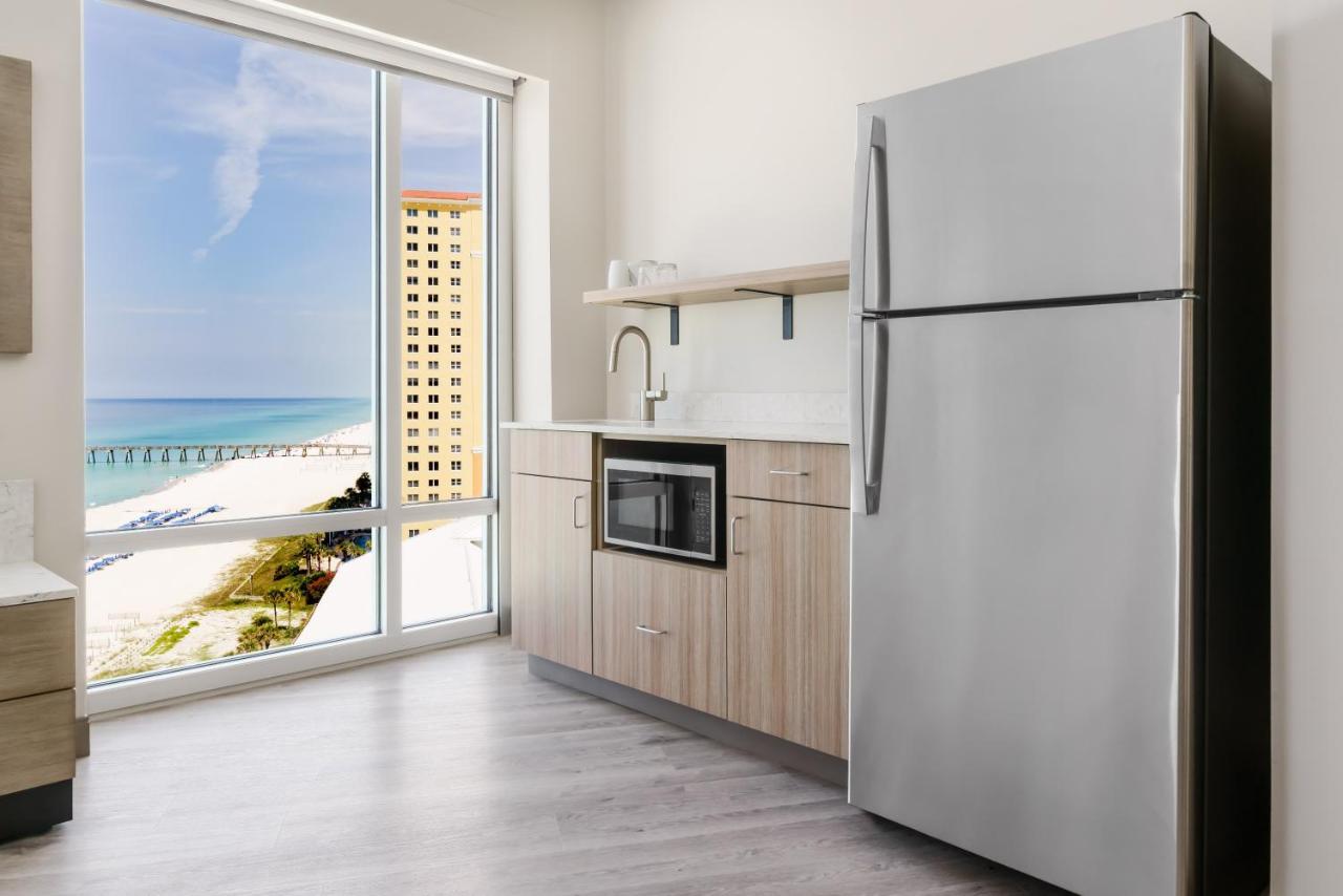 Hyatt Place Panama City Beach - Beachfront Exterior photo A typical kitchen in a condo