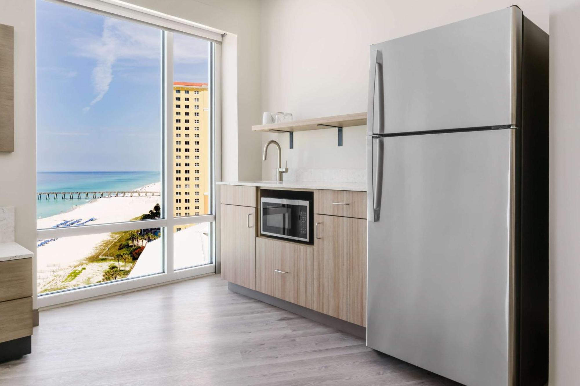 Hyatt Place Panama City Beach - Beachfront Exterior photo