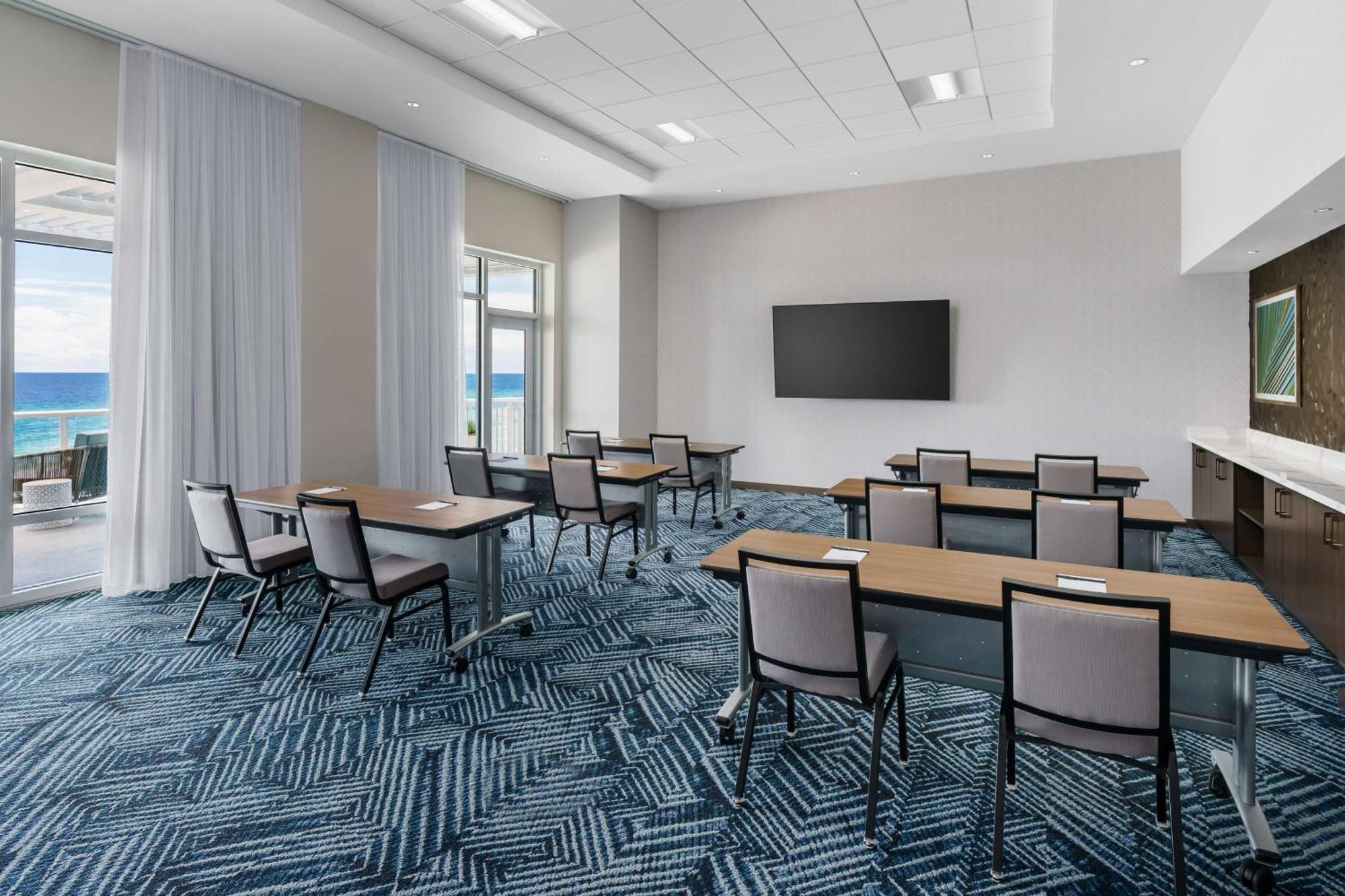 Hyatt Place Panama City Beach - Beachfront Exterior photo Meeting room at Hilton Garden Inn
