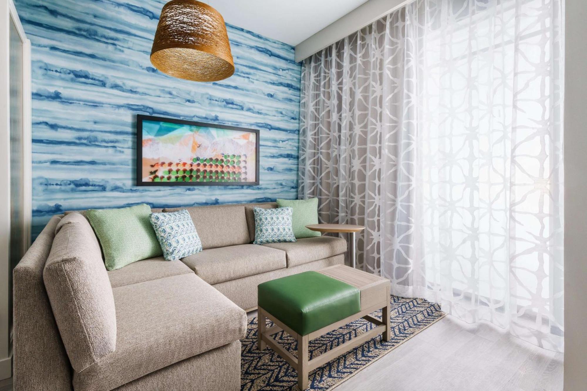 Hyatt Place Panama City Beach - Beachfront Exterior photo A living room at the Hilton San Diego Bayfront